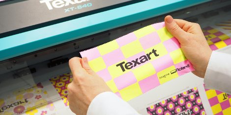 Those interested in sublimation solutions for soft signage, sportswear, fashion and home décor, were excited by the launch on day one of drupa of brand new fluorescent inks specifically formulated for Roland DG’s Texart XT-640 and RT-640 wide format dye-sublimation printers.