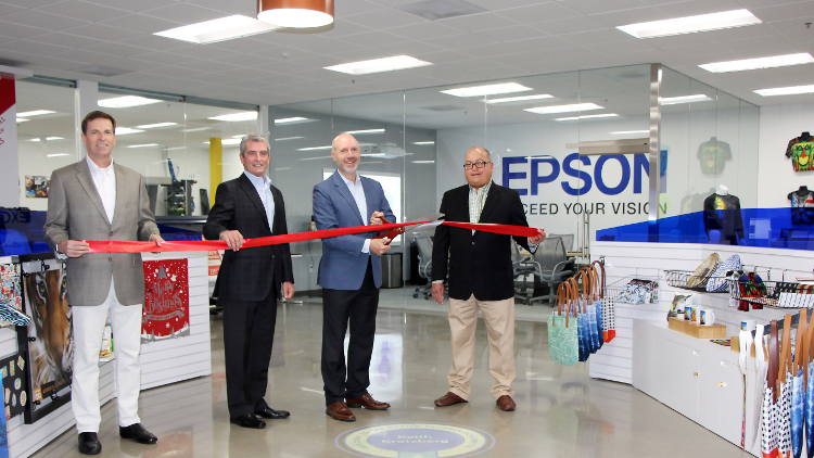 Southern California Technology Center Offers Customers and Dealers Hands-on Experience with the Latest Epson Professional Imaging Technology.