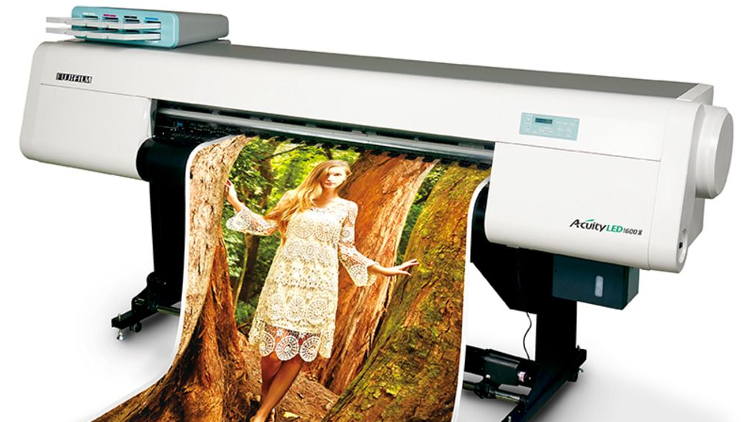 Discover the possibilities of digitally printed decor with Fujifilm.