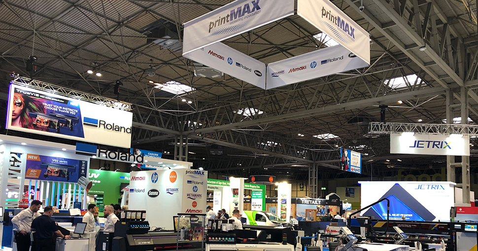 Experience the latest roll-to-roll and flatbed technology with printMAX at Sign & Digital UK.