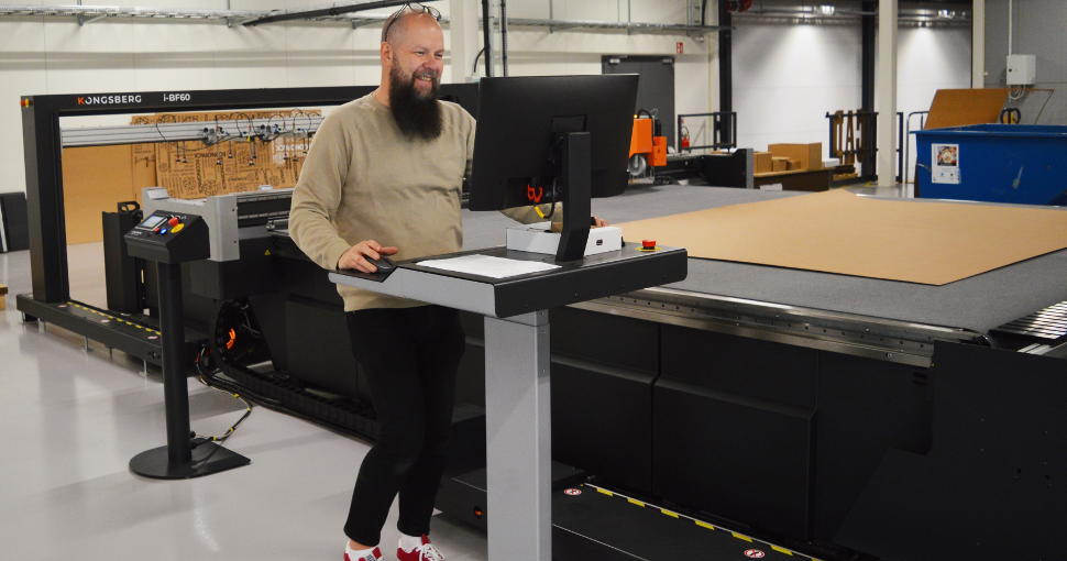 Swedish packaging specialist aPak boosts productivity with automated Kongsberg solution.