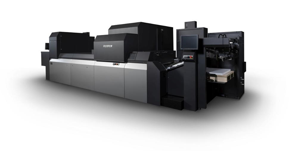 The new B2 inkjet press will be the industry’s fastest*, capable of printing up to 5,400sph, and is being showcased for the first time at virtual.drupa.