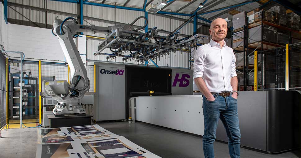 UK retail and shopper marketing agency upgrades from Onset X1 to the automated Onset X1 HS solution to further increase already impressive production speeds.