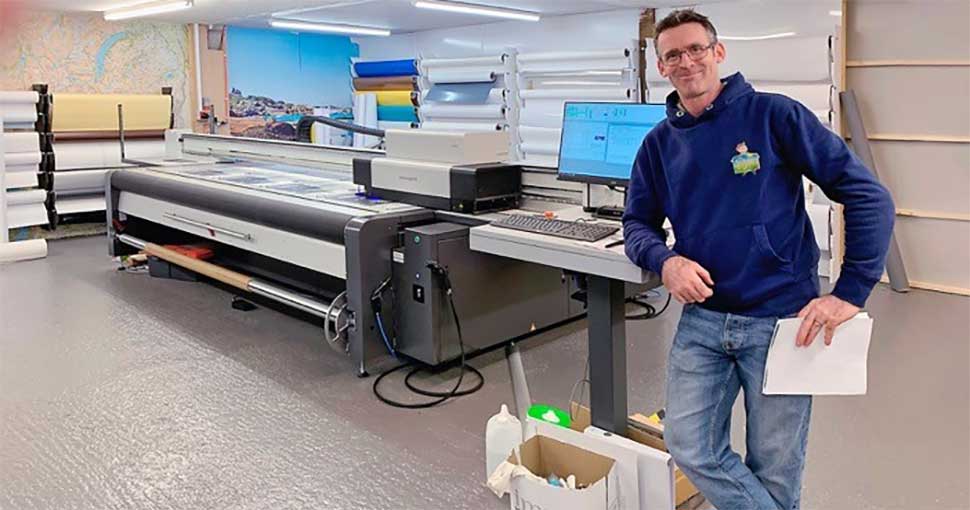 Cornish-based signage and fine art printer, Print-2-Media, has installed a swissQprint Nyala 4.